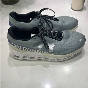 On Running Men's Athletic Shoes, size 12 M, no holes or stains